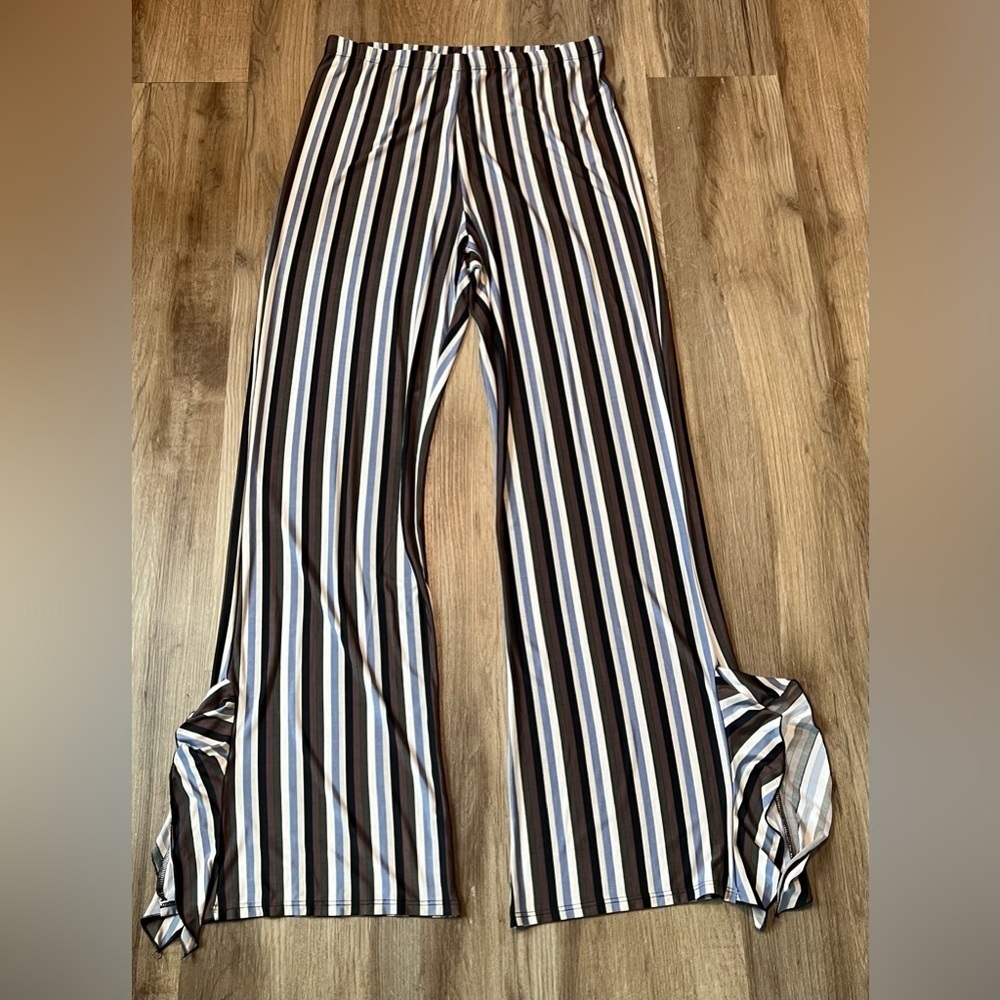 Carole Christian Rockabilly Style Flare Multi-Color Striped Pants